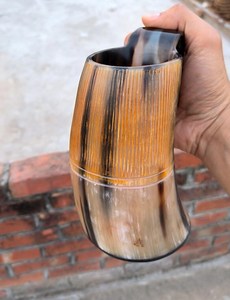 Mug à boire en corne naturelle avec poignée - Design moderne et écologique pour une utilisation en cuisine - Isolation thermique - Logo personnalisable - Product Image 4