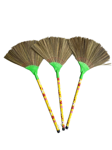 Balai pratique en fibres végétales avec pelle à poussière en bois pour la maison et la cuisine - Balai en herbe fait main en matériaux naturels pour le nettoyage des sols - Product Image 2