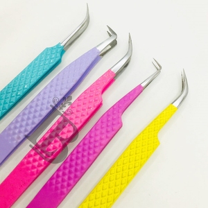 Juego de Pinzas para Extensión de Pestañas Lumia Beauty, Colección de Colores Personalizables, Pinzas para Pestañas Hechas a Mano y Probadas, Mejor Oferta, Logotipo Privado - Product Image 3