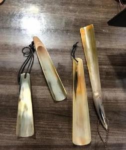 Chausse-pied en corne poli à la main, outil de luxe pour l'entretien des chaussures pour hommes et femmes - Product Image 4