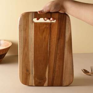 Planche à découper en bois de grande taille avec finition alimentaire, idéale pour la maison et la restauration - Product Image 2