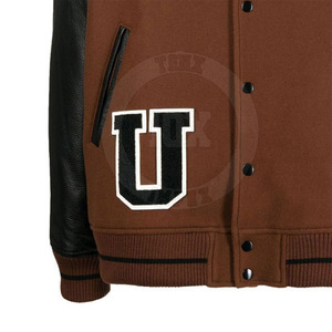 Veste de style Letterman de haute qualité avec broderie artistique, fermeture à boutons-pression, tissu doux et confortable, veste d'hiver pour tous les jours - Product Image 6