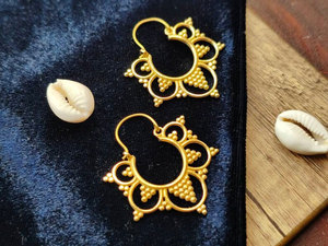 Pendientes de Aro con Flores de Filigrana Dorada Hechos a Mano, Joyería Étnica Bohemia Tribal para Mujer - Product Image 2