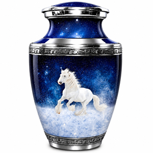 Urne funéraire Cheval Blanc Céleste avec motif Galaxie Bleu Profond et élégants accents gravés en argent pour adulte - Product Image 1