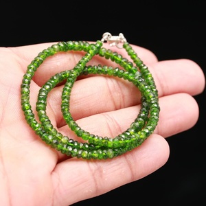Collier en argent sterling 925 avec tsavorite verte de 3 mm, qualité excellente, perles de forme ronde - Product Image 2