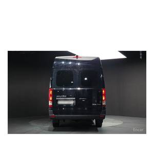 Hyundai Solati de 15 Plazas, Modelo Junio 2023, 17,399 km, Diésel, Caja de Cambios Automática, Cámara Trasera, Volante a la Izquierda - Product Image 4