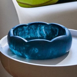 Epoxy resin bowl handmade fruit serving <b>decorative</b> bowl glossy finish modern <b>kitchen</b> decor centerpiece gift <b>item</b> - Product Image 1