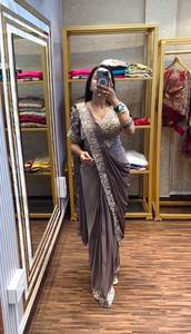 Sari prêt-à-porter en chinon, brodé de perles, pour occasions spéciales, avec blouse en chinon entièrement cousue - Product Image 1