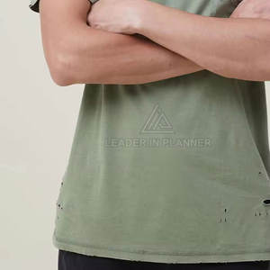 Camiseta Desgastada de Alta Calidad, Diseño OEM, Camiseta de Algodón Desgastada Hecha en Pakistán - Product Image 6