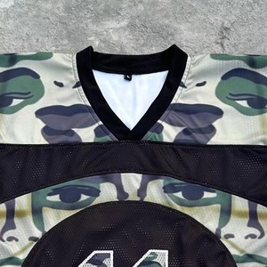 เสื้อยืดเจอร์ซีย์ฟุตบอลทรงโอเวอร์ไซส์สไตล์เรโทร ระบายอากาศได้ดี ผ้าตาข่าย พิมพ์ลายแบบซับลิเมชั่น ออกแบบได้ตามต้องการ สำหรับผู้ชาย - Product Image 2