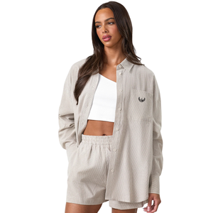 Camisa Oversize de Mujer con Rayas Beige y Botones, Ligera, de Manga Larga, Estilo Casual, para Usar en Capas, para el Día a Día - Product Image 1