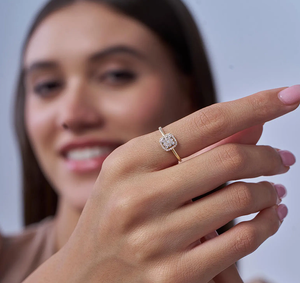 Bague d'éternité de mariage en or plaqué 14 carats de qualité supérieure, sertie de diamants de laboratoire certifiés IGI, bijoux fins pour femmes - Product Image 5