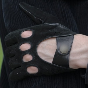 Gants de conduite élégants et respirants en cuir antidérapants sans doigts pour hommes et femmes – Vente en gros, fourniture OEM, logo personnalisé disponible - Product Image 4