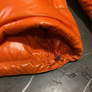 Dernières vestes matelassées à capuche de couleur orange de qualité supérieure, personnalisables en gros, avec fermeture éclair, pour hommes, avec sublimation - Product Image 5