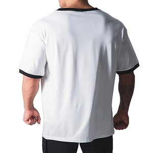 Camiseta Gráfica Oversize Personalizada OEM, Estampado DTG Vintage, Estilo Urbano, Hombro Caído, Unisex, Algodón Peinado de Alto Gramaje - Product Image 2