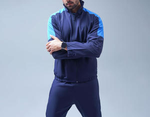 Conjunto Deportivo para Hombre, Chaqueta Cortavientos Ligera e Impermeable con Logotipo Personalizado, Estilo Urbano, 100% Nailon, para Otoño - Product Image 1