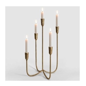 Support à bougie décoratif en métal avec finition plaquée pour la décoration d'intérieur, de mariage et de festivals - Product Image 1