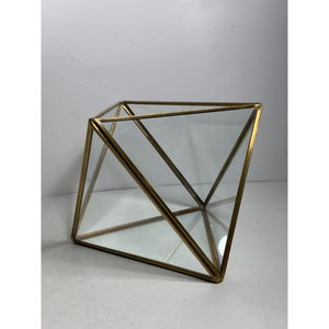 Wholesale Unique Design Mini Glass Terrarium with Black Metal Frame for Wall Hanging Home Decorations Golden Frame In Low Price - Product Image 5