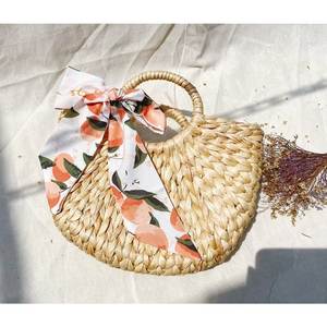 Bolso Tote Casual de Estilo Rústico, Tejido con Jacinto de Agua Natural, Ligero y Ecológico, Hecho en Vietnam - Product Image 1