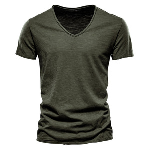 Nueva Camiseta de Alta Calidad Personalizada 100% Algodón, Estilo Urbano, Manga Corta, Cuello Redondo, Camiseta a Rayas de Algodón para Hombre - Product Image 2