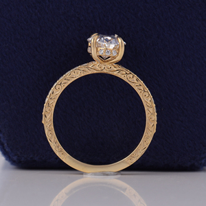 Bague de fiançailles avec diamant ovale de 2,50 carats cultivé en laboratoire, bague halo cachée en or 14 carats - Product Image 5