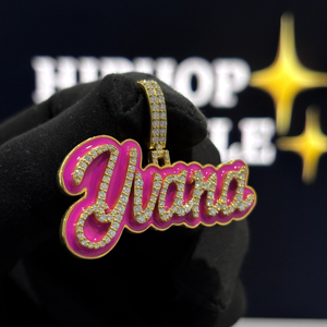 Pendentif personnalisé en émail rose avec nom, en argent sterling 925 rhodié, plaqué or 18 carats, micro-pavé de moissanite VVS, style hip-hop unisexe - Product Image 2