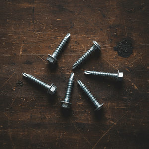 Vis autoperceuses robustes en acier au carbone zingué pour la construction de toitures - Vis TEK Point à tête hexagonale avec rondelle, en pouces - Product Image 6