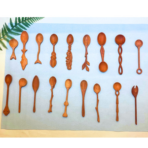 Cucharas de Madera Talladas a Mano al por Mayor, Diseño Único de Triple Hoja, 16 cm, Fresno, Acacia y Madera de Sequoia, Cucharas Artesanales, Proveedor de Vietnam - Product Image 2