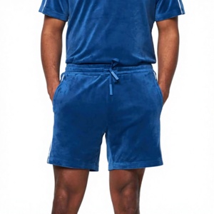 Shorts en velours élégants, respirants et de haute qualité, sensation luxueuse, coupe confortable, vêtements décontractés. - Product Image 1