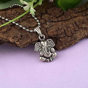 Collier pendentif en argent plaqué Lord Ganesh, style vintage, bijoux religieux pour usage spirituel, colliers pendentifs raffinés Arya Digital - Product Image 4