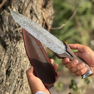 Cuchillo de Supervivencia y Caza de Acero al Carbono con Diseño de Pluma, Estilo Hoja, 13 cm, con Funda de Cuero, Hecho a Mano, Mosaico, Venta Caliente - Product Image 2