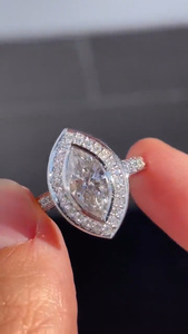 2 Karat Marquise-Schliff Labor-Gezüchteter Verlobungsring mit Halo-Setting für Damen, 14K Massivgoldring mit schwerem Pavé-Band, Geschenk für Sie - Product Image 5