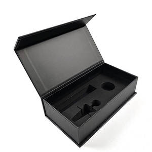 Boîte cadeau magnétique avec logo personnalisé, emballage en carton rigide pour chargeur sans fil, support de voiture et adaptateur secteur - Product Image 2