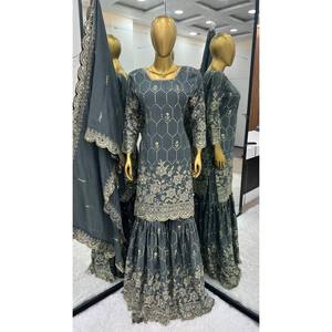 ชุดเสื้อผ้าชีฟองสีเหลืองสวยงาม 100% โพลีเอสเตอร์ สำหรับงานปาร์ตี้ ชุดเสื้อ-กางเกงและผ้าคลุมไหล่สำหรับผู้หญิง โดย Shree Hari Fashion-SR - Product Image 2