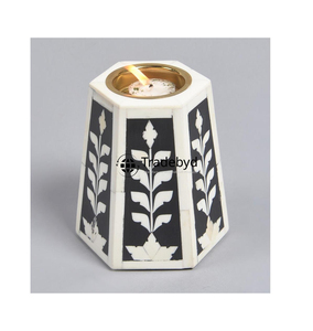 Porte-bougie en os incrusté fait main par des artisans, accessoire décoratif haut de gamme pour la maison par Tradebyd - Product Image 1