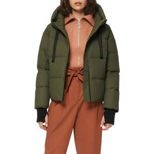 Chaqueta de plumón para mujer de diseño de alta calidad, ligera, personalizable, acolchada, para invierno. - Product Image 4