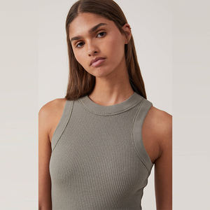 Camisetas sin Mangas para Mujer, al por Mayor, Personalizadas OEM, Lisas, de Venta Caliente, Ligeras, Elásticas, Modernas y Ajustadas - Product Image 6