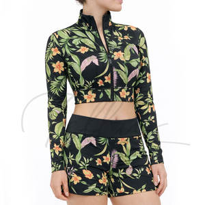 Ensembles de sport personnalisés OEM Fiess Apparel de haute qualité pour femmes : Soutien-gorge court, leggings et ensemble de yoga personnalisable - Product Image 4