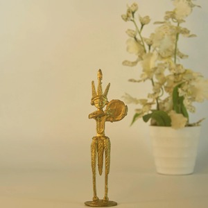 Medieval Period Figurine Gold Brass Sculpture Vintage Warrior Used As A Collectible Figurine For Antique Lovers From India - Product Image 4