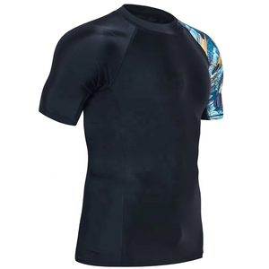 Latest Design Comfortable Women's <b>Neoprene</b> Breathable Short Sleeve Rash Guard Shirts with Front Logo Custom Sublimated Wholesale - Product Image 6