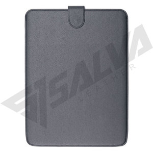 Funda Protectora de Piel Genuina de Lujo para Laptop, con Patrón Geométrico Negro, para MacBooks y Laptops - Product Image 6