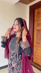 Salwar Kameez Indien en Georgette Tendance et Très Vendu, Dernière Collection, Broderie Exclusive, Tenue Ethnique Chic pour Femme - Product Image 2