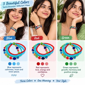 Bracelet à breloques en cordon tressé coloré avec bouton mignon et breloques circulaires - Bijoux bohèmes amusants faits à la main pour femmes - Product Image 4