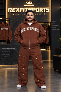 Ensemble de survêtement personnalisé avec logo, fabrication OEM, sweat-shirt, pantalon de jogging, fabricant de vêtements de sport, fournisseur d'usine de vêtements - Product Image 1