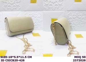 Bolso de Mano Metálico de Diseño de Lujo para Mujer |   Bolso de mano tipo bandolera para fiesta o boda con cadena |   Bolso de Mano Elegante para Mujer - Product Image 2