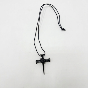 Pendentifs en forme de croix chrétienne en fer forgé de qualité supérieure pour la fabrication de bijoux, fabrication en gros OEM et exportation mondiale - Product Image 1