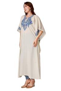 Kaftan Kurti en viscose brodé à motifs floraux contrastants pour femme, coupe régulière, style bohème, poncho, tunique ethnique d'été - Product Image 3