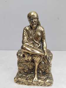 Handmade Traditional Brass Sai Baba <b>Statue</b> | Shirdi Sai Baba Idol for Home Temple Meditation Diwali & Spiritual Decor - Product Image 2