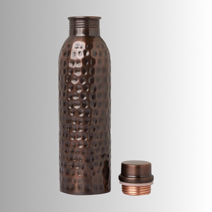 Bouteille d'eau réutilisable en cuivre martelé moderne et écologique, bouteille à boire ayurvédique pure, logo personnalisé, fabricant OEM, fournisseur. - Product Image 1