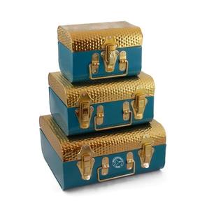 Colección de Baúles de Almacenamiento de Acero Coloridos con Cierre Seguro, Baúl Organizador Espacioso para Interiores Contemporáneos - Product Image 5